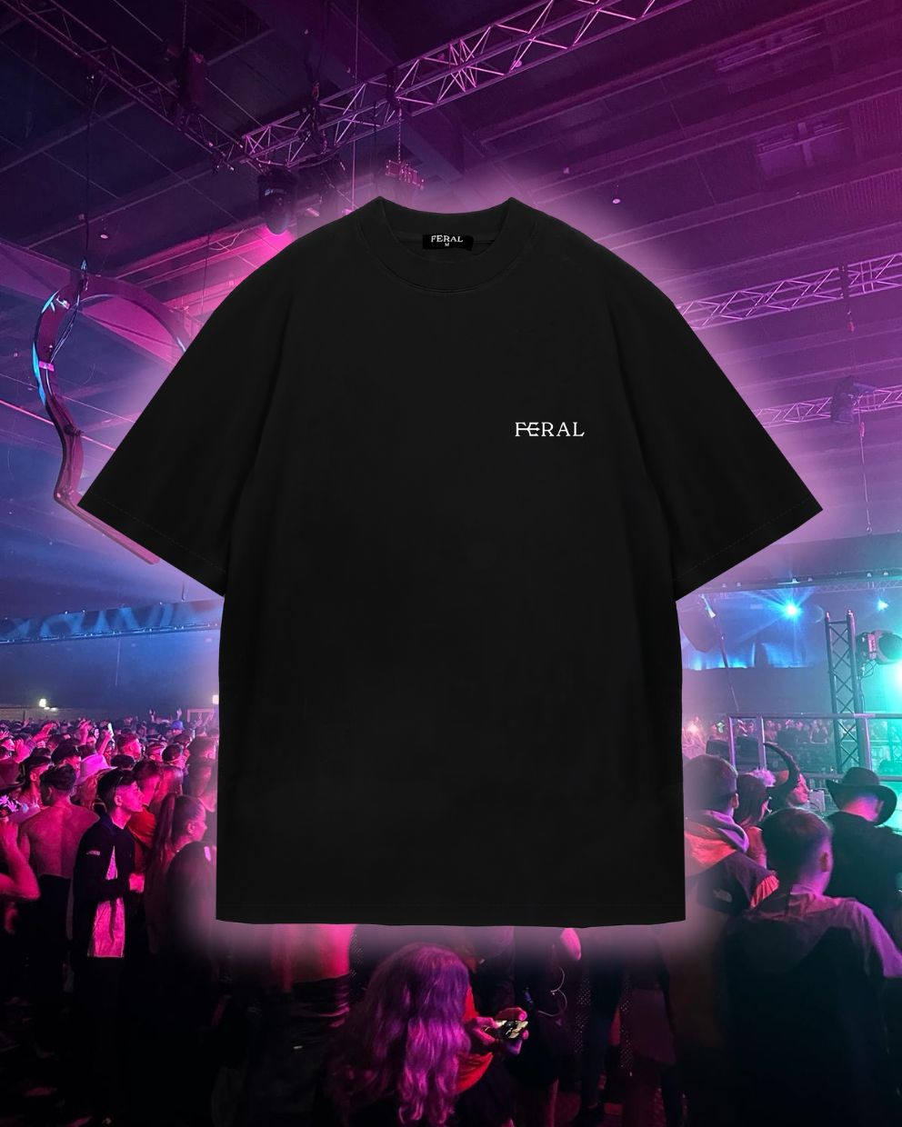 T-Shirt „HARD TIMES HARD TECHNO“.