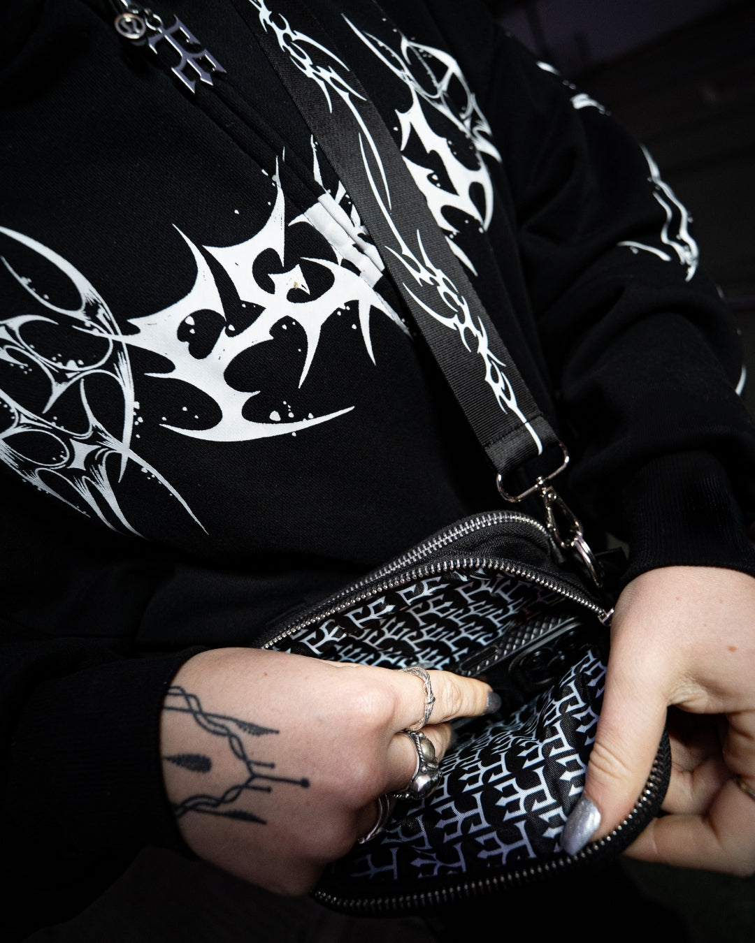 FERAL CROSSBODY BAG